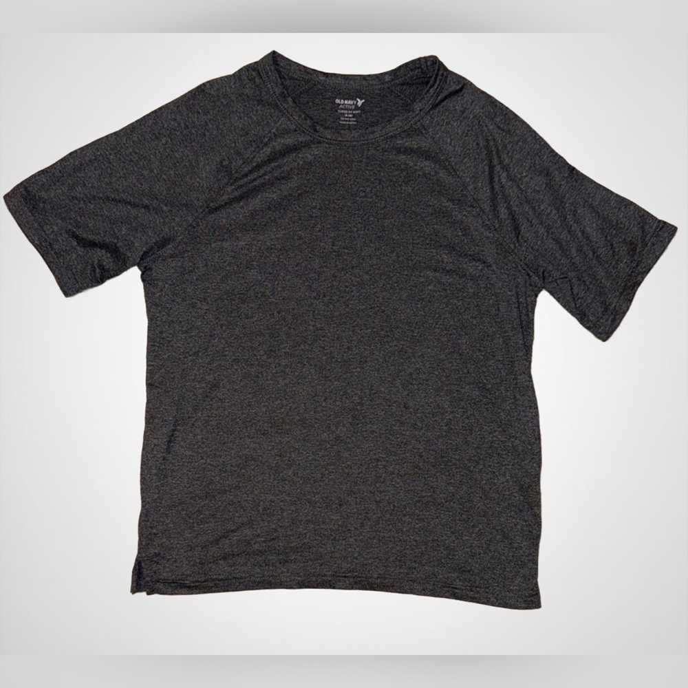 Old Navy Dark Gray Boy’s Short Sleeve Tee - Size 8
